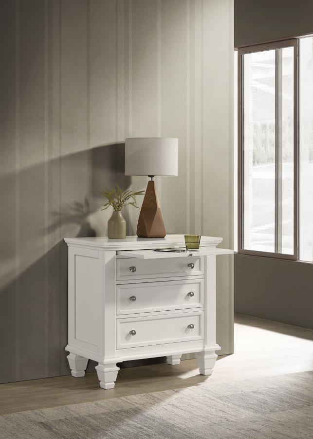 Sandy Beach 3-drawer Nightstand Cream White | Full | Ivory | Cream White | 201302