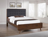 Robyn Wood Queen Platform Bed Dark Walnut | Brown | Dark Walnut | 205131Q
