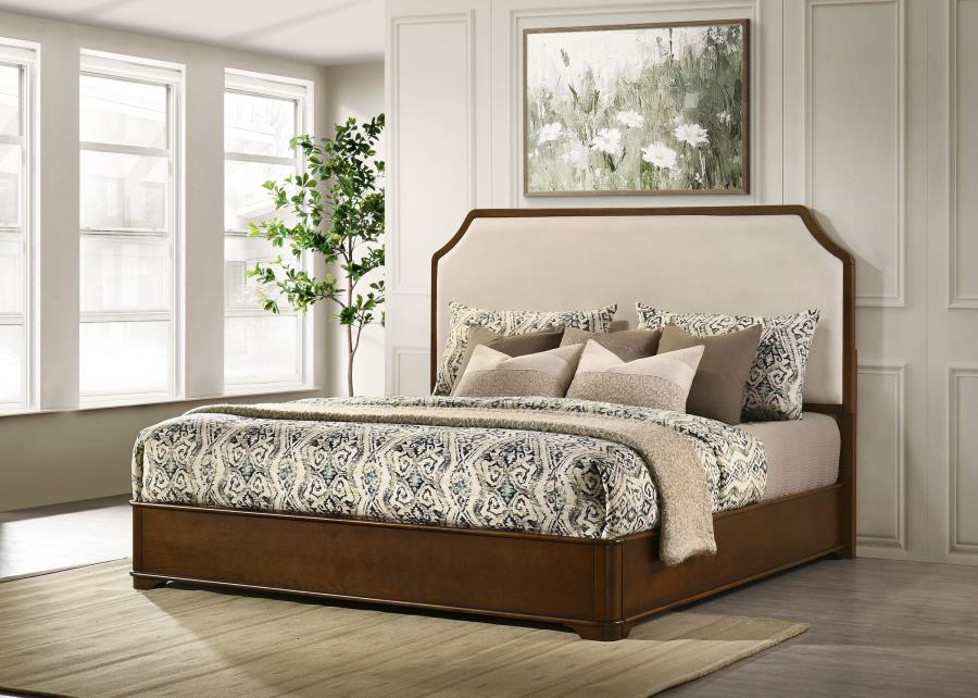 Garland 58-inch Eastern King Panel Bed Cream Brown Cherry | Eastern King | Brown | Brown Cherry / Cream | 205301KE