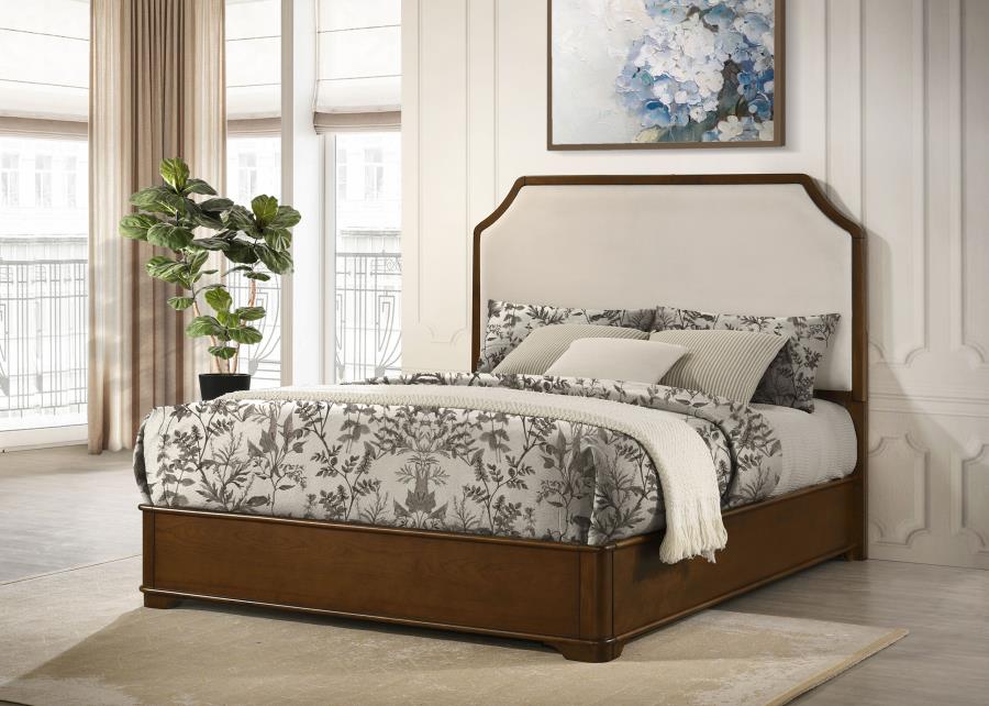 Garland 58-inch Queen Panel Bed Cream and Brown Cherry | Queen | Brown | Brown Cherry / Cream | 205301Q