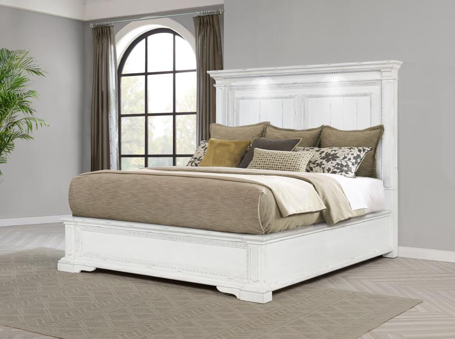 McKinney Queen LED Light Panel Bed Vintage White | Queen | White | Vintage White | 215871Q