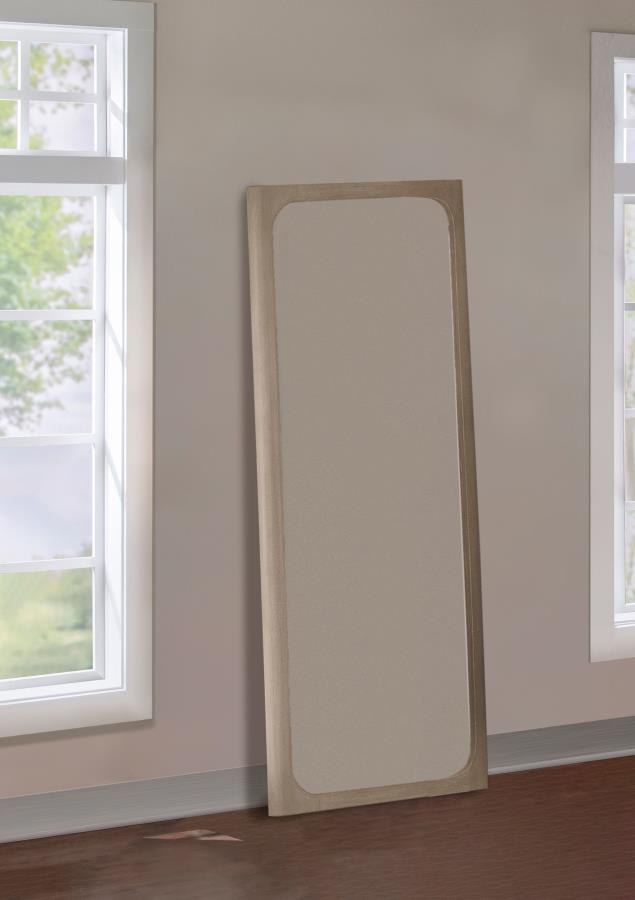 Solano 80-inch Full Length Floor Mirror Weathered Mango | King | Brown | Weathered Mango | 222528
