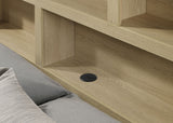 Hendricks 4-piece Queen Bedroom Set Light Oak | Gallery | 222650Q-S4 222651Q-S4 222650KE-S4 222651KE-S4 222650KW-S4 222651KW-S4 222650Q-S5 222651Q-S5 222650KE-S5 222651KE-S5 222650KW-S5 222651KW-S5
