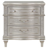 Evangeline 3-drawer Nightstand Silver Oak | Grey | Silver Oak | 223392