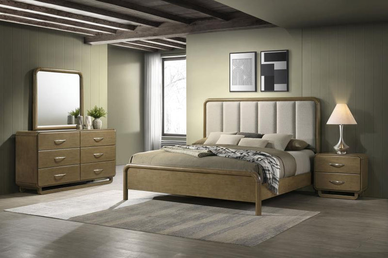 Amsbury 4-piece Bedroom Set Nutmeg