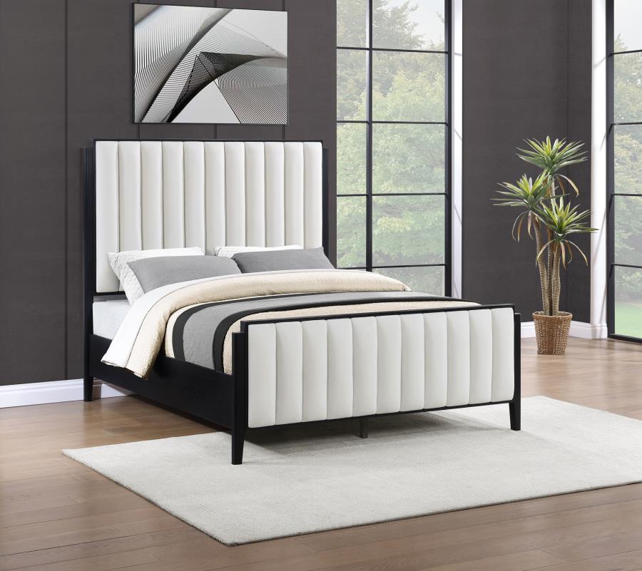Brookmead 60-inch Upholstered Queen Bed Black | Queen | Ivory | Black | 224710Q