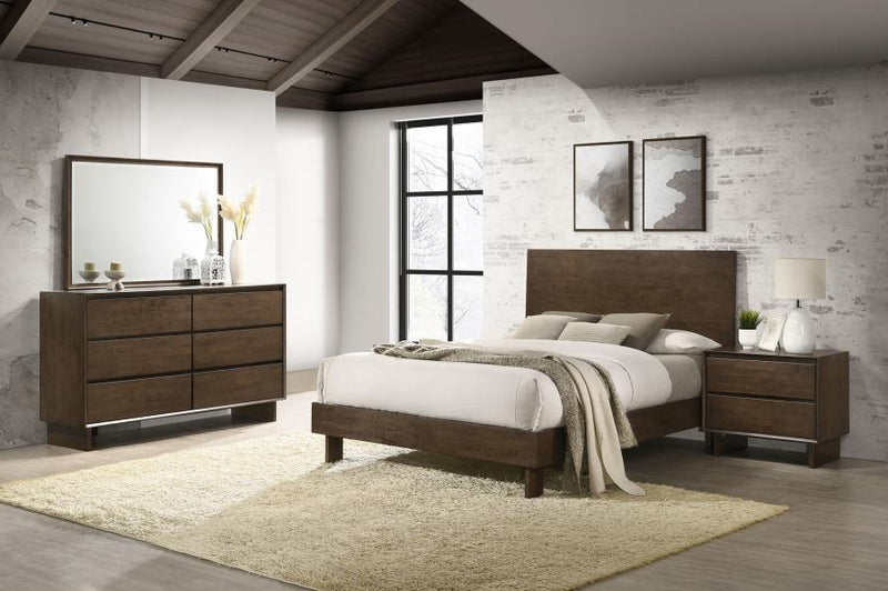 Glenwood 4-piece Bedroom Set Warm Brown