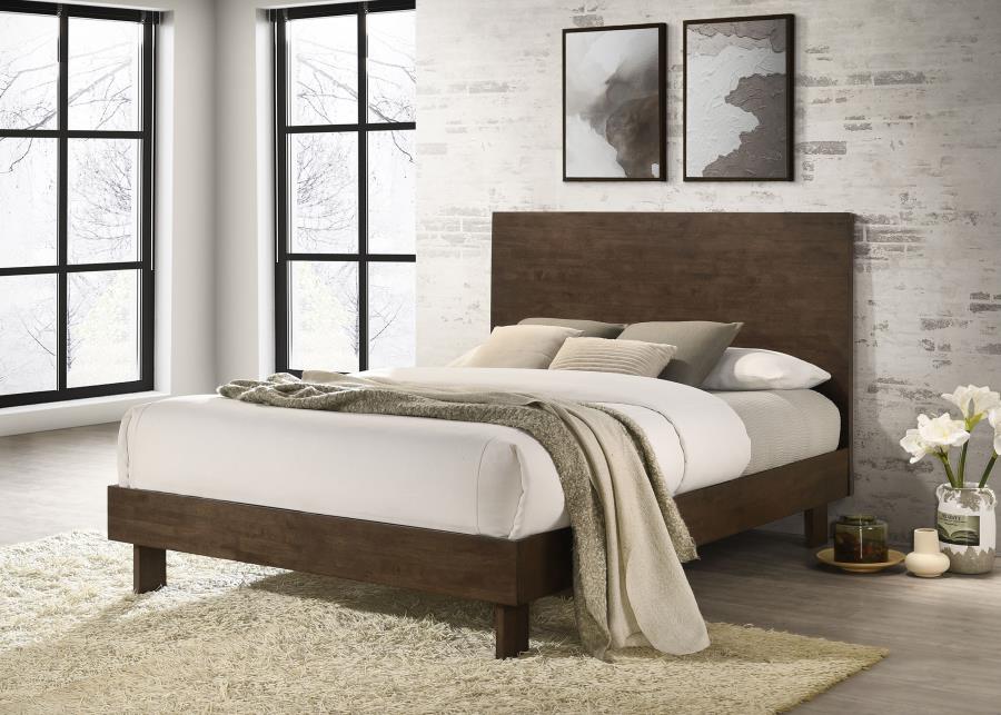 Glenwood 48-inch Queen Platform Panel Bed Warm Brown | 225011Q