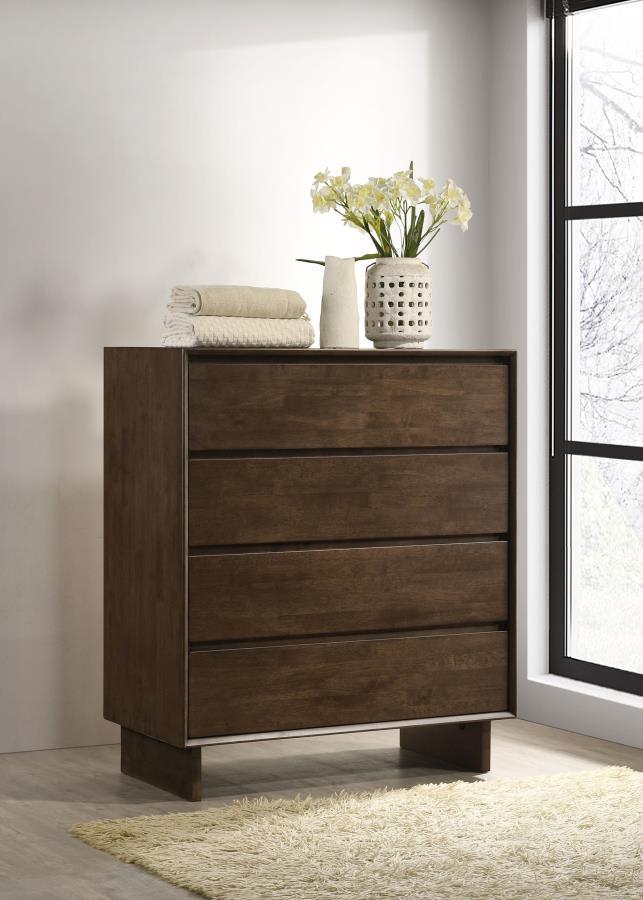Glenwood 4-drawer Chest of Drawers Warm Brown | Brown | Warm Brown | 225015