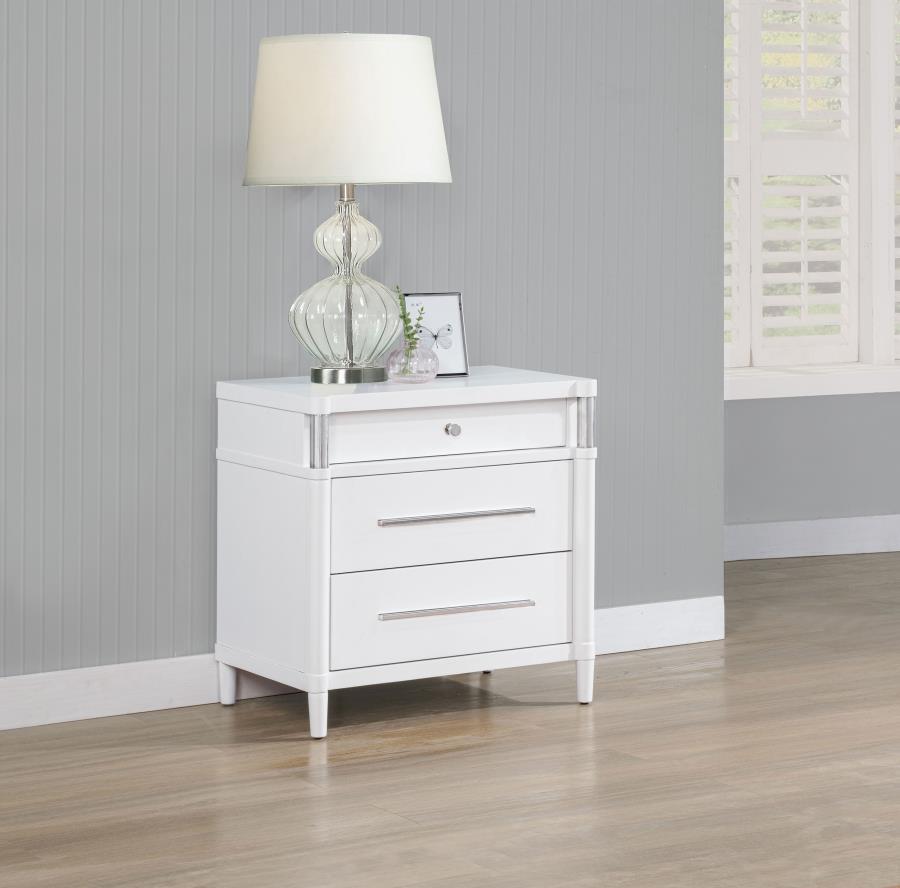 Gracemont 3-drawer Bedroom Nightstand Bedside Table White | White | 225072