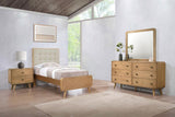 Robyn 4-piece Twin Bedroom Set Light Ash | Gallery | 225091T-S4 225091F-S4 225091Q-S4 225091KE-S4 225091KW-S4 225091T-S5 225091F-S5 225091Q-S5 225091KE-S5 225091KW-S5