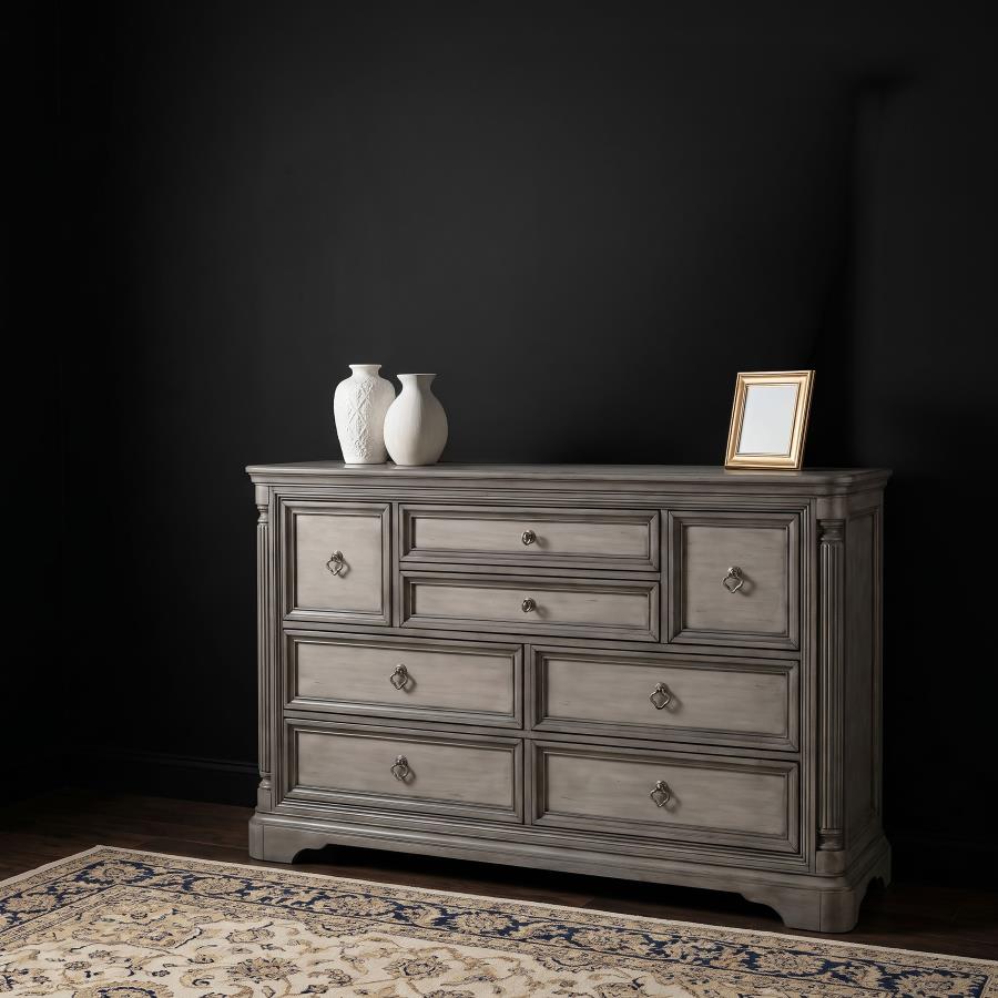 Cresswell 8-drawer Bedroom Dresser Weathered Taupe | Grey | Weathered Taupe / Weathered Tan | 225143