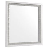 Untitled | White | White High Gloss | 225211KE-S4