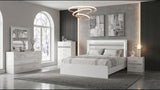 Untitled | White | White High Gloss | 225213M